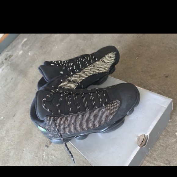 Jordan 13 - Picture 2 of 3